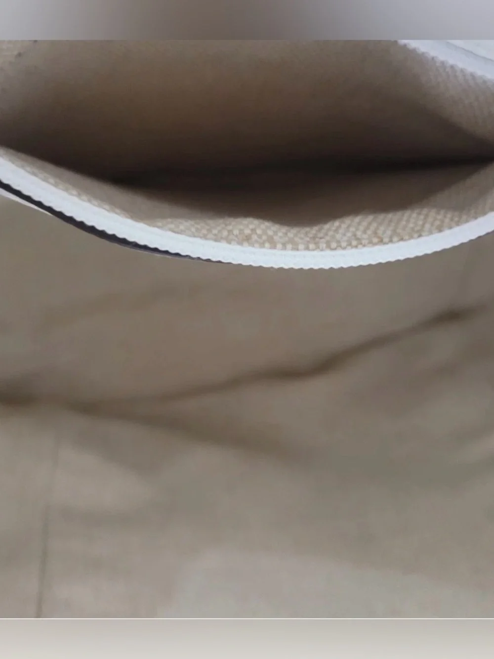 Michael Kors Hobo Shoulder Bag White Leather Silver Hardware